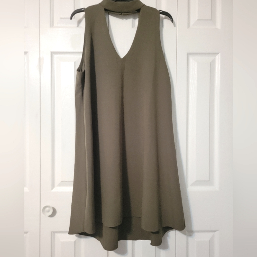 Dillard's Sleeveless GB Olive dress
